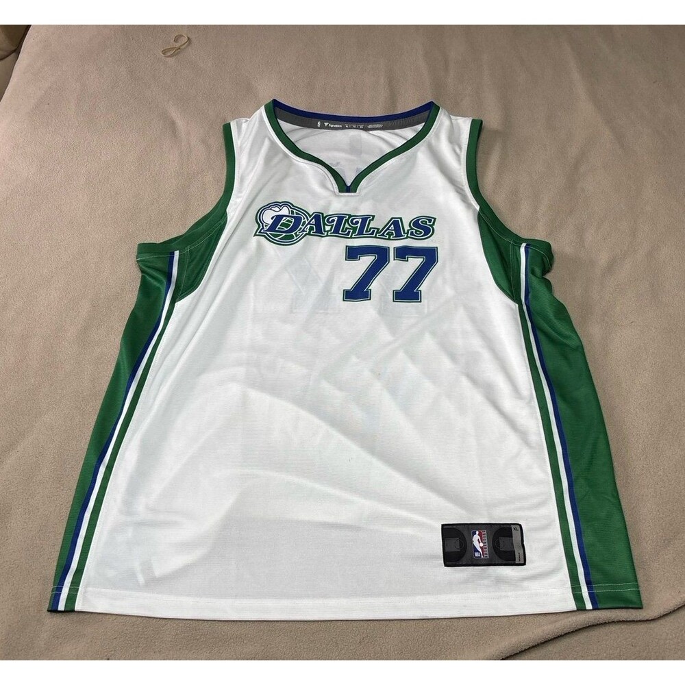 Luka Doncic Jersey Fanatics Authentic Size XL Dallas Mavericks Icon #77 NBA